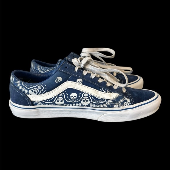 Vans Other - Vans Style 36 'Bandana - True Blue' - Men's Size 8.5 W size 10Shoes Sneakers